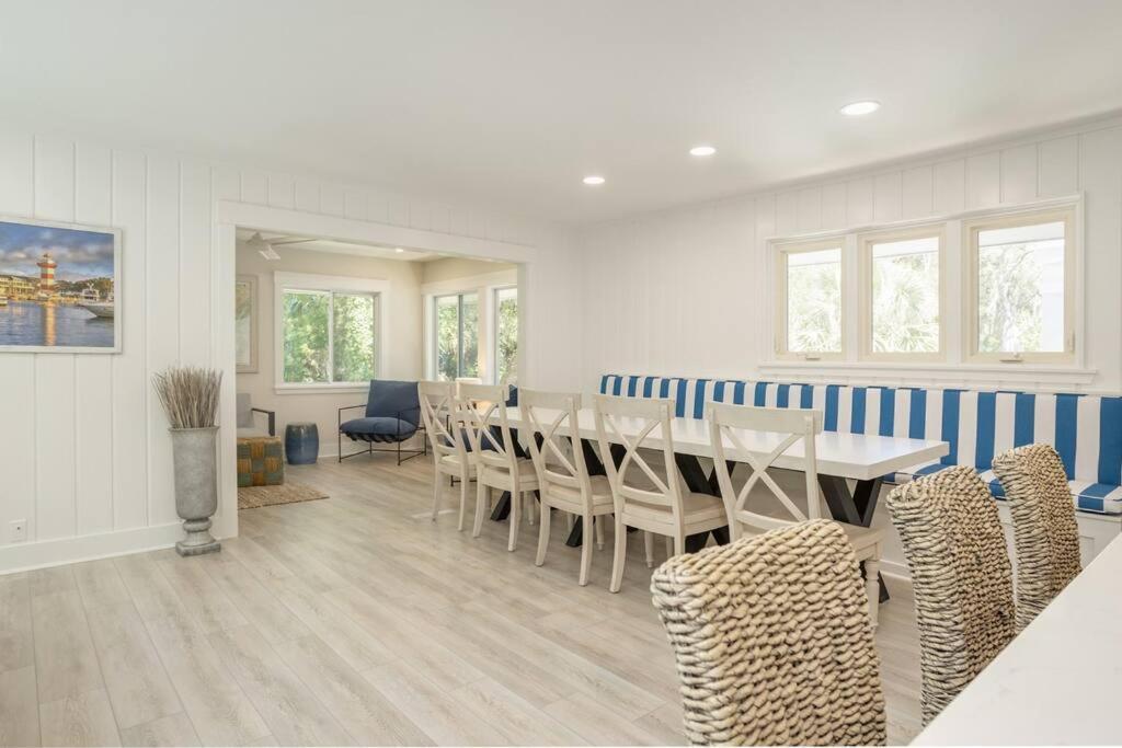 Luxury Beach House - 2Min Walk To Beach - Private Pool - Group & Dog Friendly 힐튼 헤드 아일랜드 외부 사진