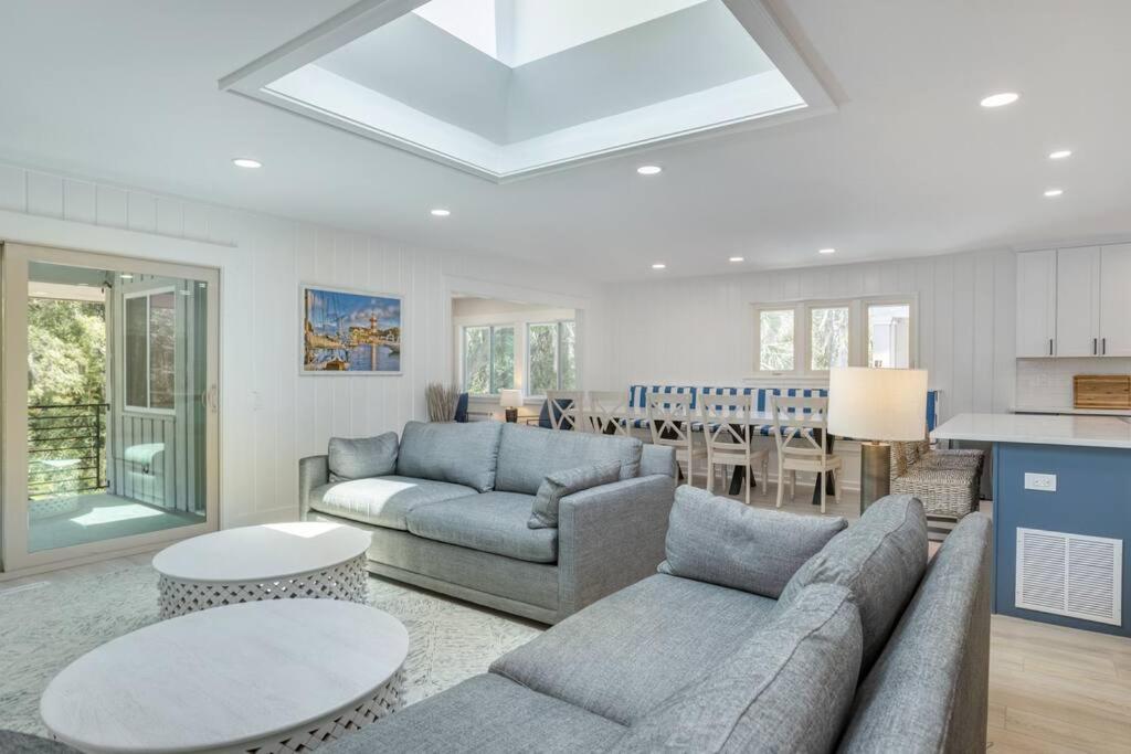 Luxury Beach House - 2Min Walk To Beach - Private Pool - Group & Dog Friendly 힐튼 헤드 아일랜드 외부 사진